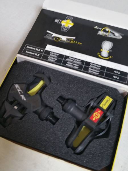 MAVIC　ZXELLIUM SLR　新品