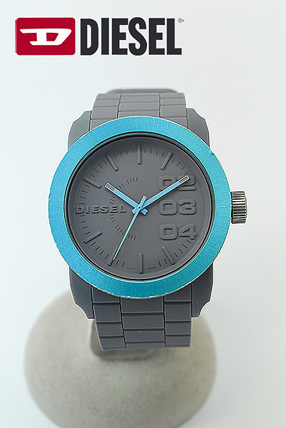 R0061■DIESEL■ラバーベルトウォッチ ユニセックス DZ-1458