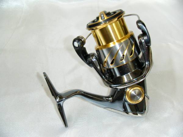 中古】◇シマノ◇STELLA/ステラ◇リール◇C2500HGS◇箱有◇ スピニング