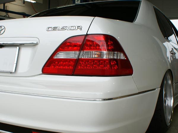 1円 30セルシオ前期 UCF30 31クリスタルLEDテール 赤白(リア)｜売買  