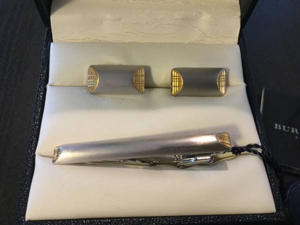 【未使用品】 BURBERRY バーバリー ネクタイピン バーバリー ネクタイピン カフス 未使用品 BURBERRY ネクタイピンの