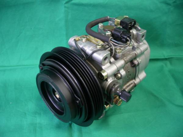 レガシィ*リビルトエアコンコンプレッサー*BC・BF*コア返却不要