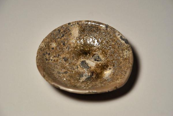 鎌倉時代　常滑　山盃　酒器　骨董品　アンティーク b 常滑山盃（鎌倉時代） 「常滑山盃（鎌倉時代）」です 【公式通販】