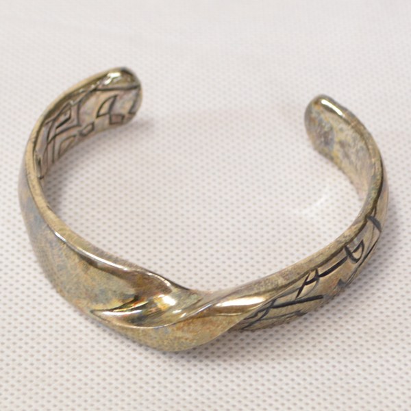 アンドサンズ ANDSUNS シルバーバングル