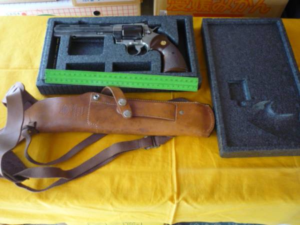 ガスガン　TANAKA PYTHON 357 MAGNUM ホルスター付