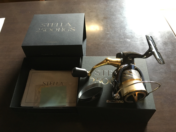 シマノ 14 ステラ 2500HGS 極美良品！（使用時間30分未満） リール