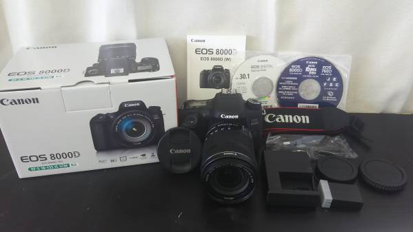 美品】Canon EOS 8000D EF-S18-135 IS STMキット (2420万画素) カメラ