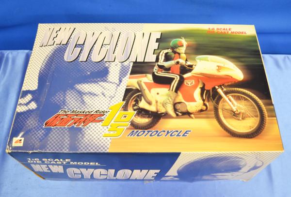 ☆中古品☆ TAX-WISE 1&frasl;6SCALE 仮面ライダー1号 NEW CYCLONE