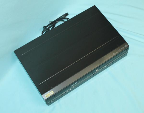 23165☆VHS一体型DVDレコーダー 東芝 D-VR7【動作品/ダビング
