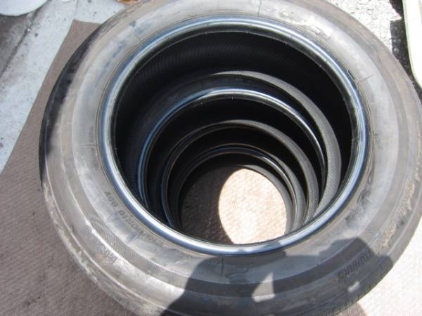 ほぼ新品　レグノ　ＧＲーＸ１　215 60 R16　４本　2015年