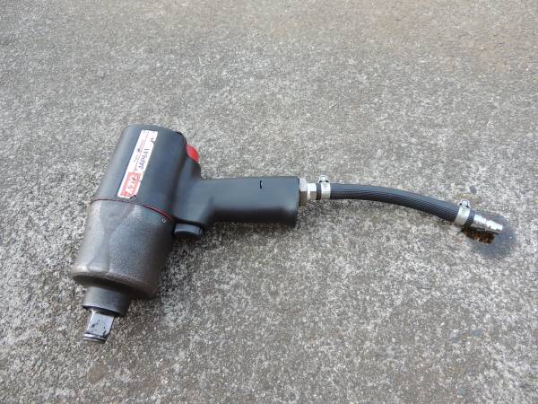 KTCのエアーインパクトレンチです。