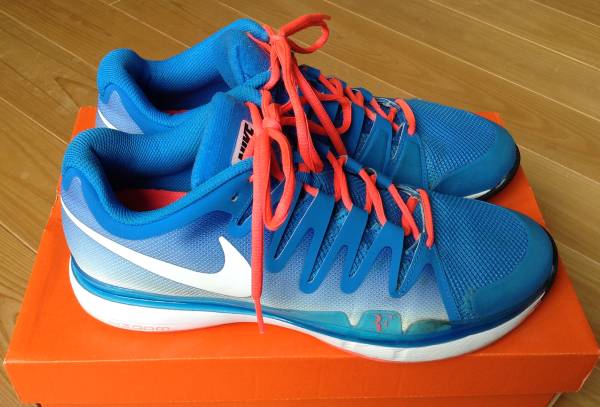 ナイキズームヴェイパー9 5ツアーnikezoomvaporフェデラーモデル 27 0cm 売買されたオークション情報 Yahooの商品情報をアーカイブ公開 オークファン Aucfan Com