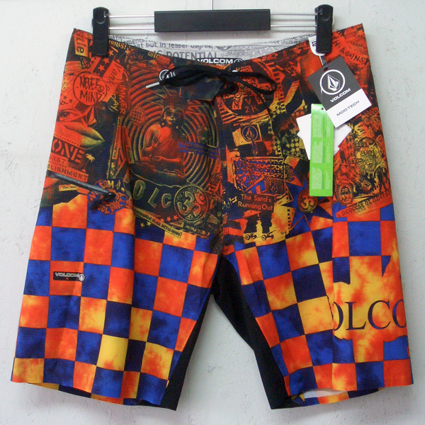VOLCOM ボルコム A0811403MUS メンズ32インチ w約81cm ボードショーツ MANIC NANO サーフトランクス 水着 海パン 【最大60%OFF 送料無料】