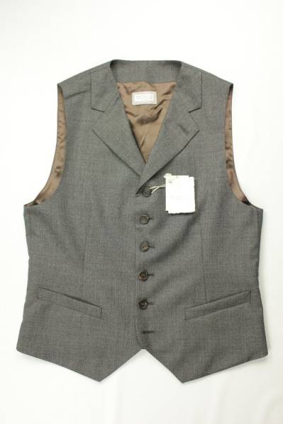 【ブルネロクチネリ】グレーウールのラペル付きジレ48