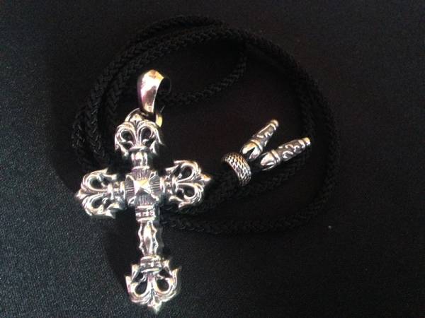 大SALE!美品!クロムハーツ フィリグリークロス ペンダント010