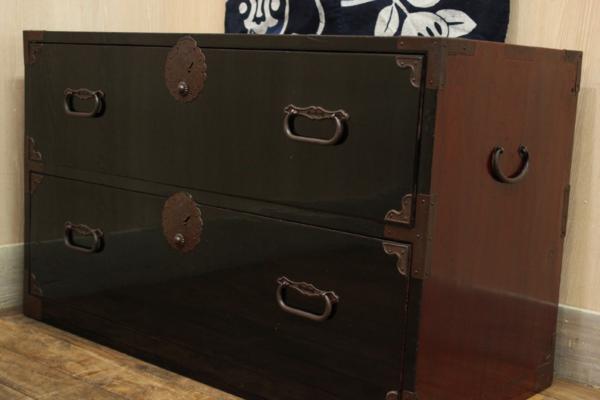 とても綺麗な庄内箪笥　2段　タンス　収納　古家具　古民家　時代家具 S112 綺麗！庄内箪笥二段 時代たんす 和タンス 下駄箱 チェスト 和箪笥