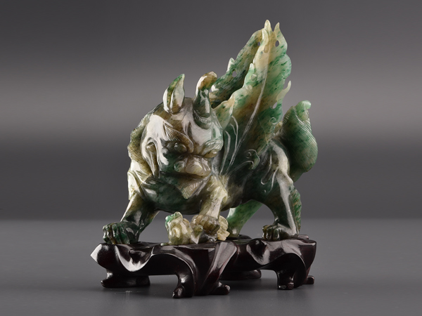 流】中国古玩 翡翠砡製有翼獅子像 IJ285