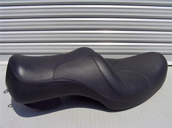 ◎スポーツスター純正XLカスタムシート2（～03/XL1200C/XLH883他