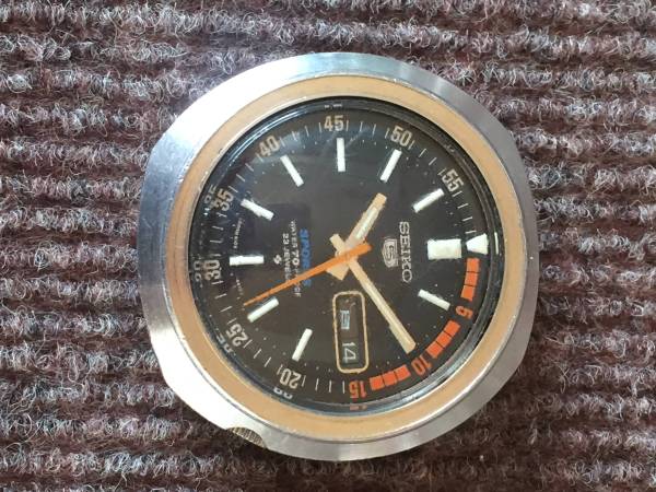 SEIKO 5 SPORT