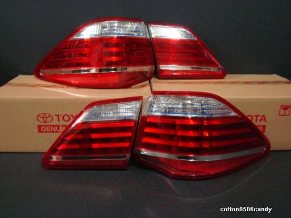 □新品 200系 クラウン ハイブリット 後期テールランプ 自動車