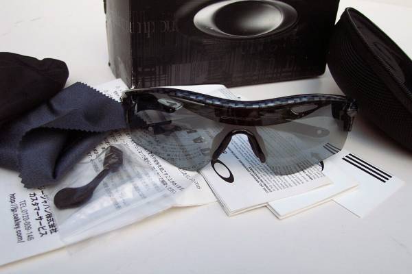 正規品オークリーRADARLOCK PATH レーダーロック パス OO9206-11