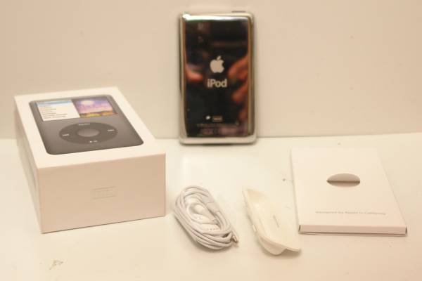 豊富な，低価 iPod classic 160GB ブラック MC297J/A 中古