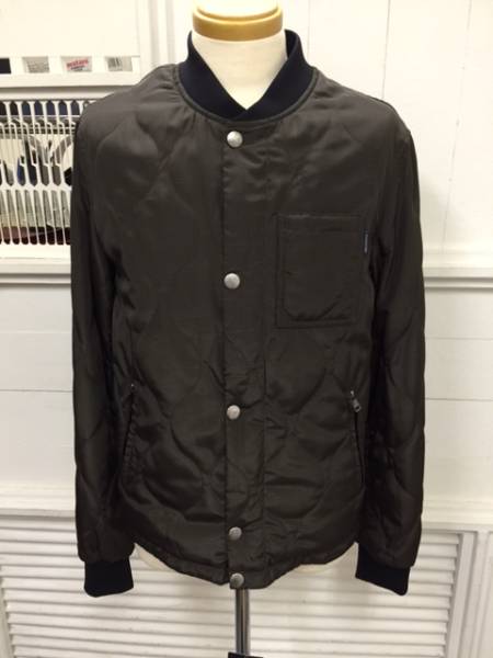 アクアスキュータム★新品★定価11.4万★サイズ48！