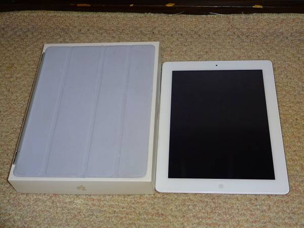iPad2 白 MC981J/A Wi-Fi 64GB ☆Smart Cover付属