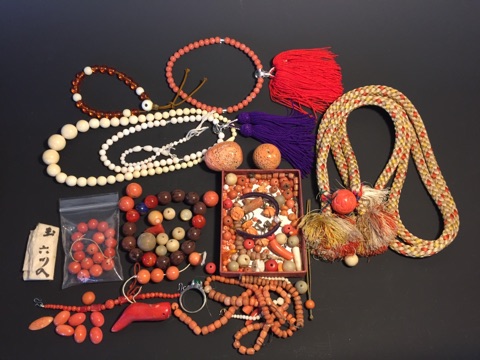 【香】赤珊瑚玉 桃色珊瑚玉 約 ４３０g ルース帯留め ぞうげたま