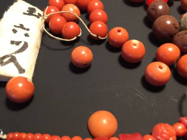 【香】赤珊瑚玉 桃色珊瑚玉 約 ４３０g ルース帯留め ぞうげたま