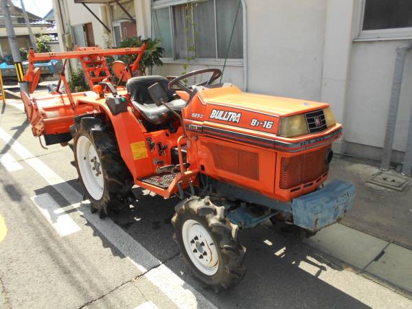 クボタ トラクター B1-16 ブルトラ 16馬力 4WD 動作確認OK(車体