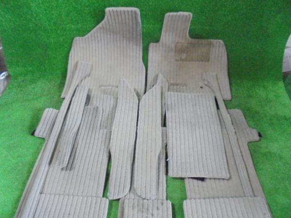 エスティマ ACR50W 純正フロアマットセット　(3BE4579ZE横