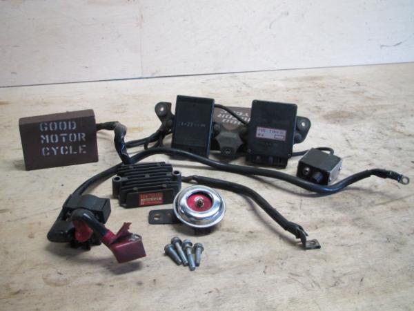 CBR400F 85年 NC17 イグナイター スターターリレー 電装セット