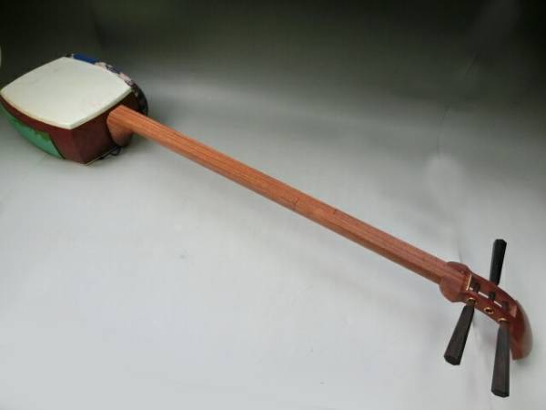 三味線 一式 細棹 仮継ぎ 糸巻き付き 皮破れあり・練習用・部品取り 皮