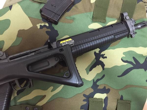 東京マルイ SG550 電動ガン | SIG SIG550 スタンダード電動ガン