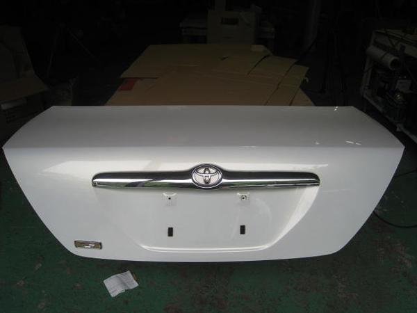 トヨタ jzx110 gx110 トランク ガーニッシュ ホワイト マーク2 JZX110 トランクリッド トランクパネル ホワイト 純正 マーク