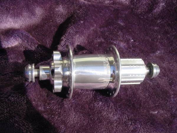 CHRIS KING ISO Rear Hub bolt-on 32H SL 135㎜幅