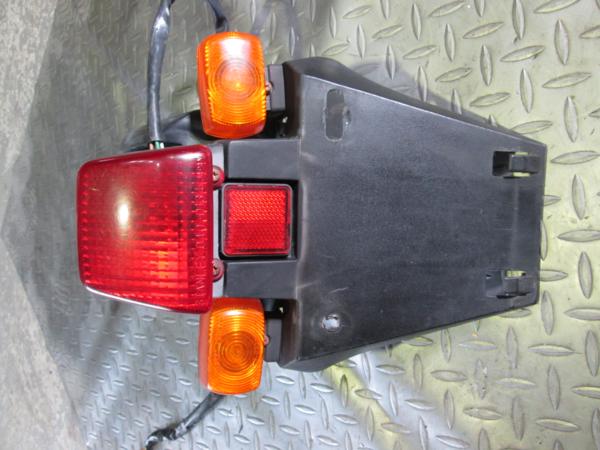 09511 ホンダ MD24 CRM250R テールランプ ウインカー 泥除け 2026年