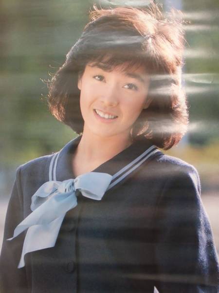 柏原芳恵　非売品　Ａ１ポスター 新品　29 非売品 柏原芳恵 よしえ 春なのに 制服 1983年 特典ポスター A1(か行