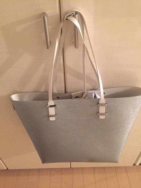ZARA　トートバッグ　シルバーラメ　未使用品