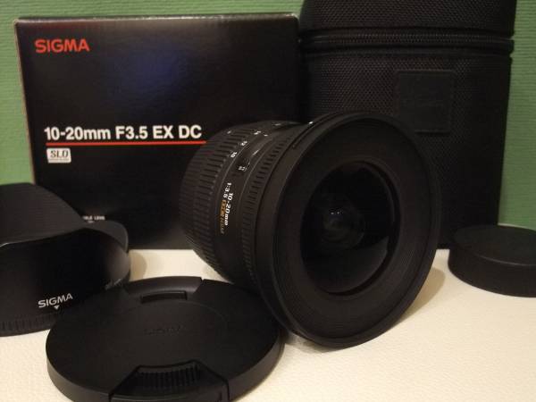 美品 ニコン AF用 シグマ 10-20mm F3.5 EX DC HSM NIKON 超広角 美品 ニコン AF用 シグマ 10-20mm F3.5 EX DC HSM NIKON 超広角