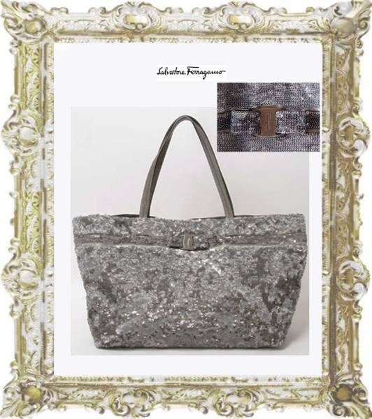 12万 フェラガモ シルバー VARAリボンスパンコールトートバッグ