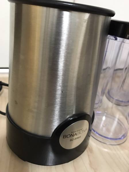 ほぼ未使用　BONABONA コンパクトブレンダー　送料無料