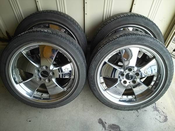 スピードスター４本セット　18×8.0＋44　225/45R18ヤフオク年末