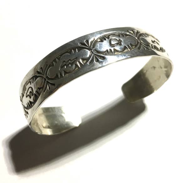 インディアンジュエリー バングル sterling silver インディアンジュエリー シルバーバングル ナバホ族 Sterling ナバホ族