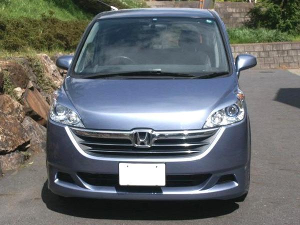 ステップワゴン RG1，RG2，GR3，RG4 アイライン T-4 塗装済 新品