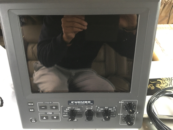 フルノ 古野 FCV1100L 魚探10インチ(モニター10型～)｜売買された 