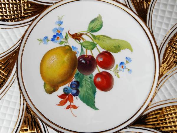 Meissen マイセン　果物画　金彩　飾り皿　レモン マイセン 金彩 飾り皿 レモン - Meissen 果物画 メルカリ A