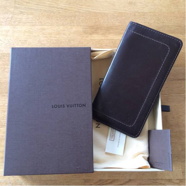 ルイヴィトン ユタ 長財布 ダークブラウン