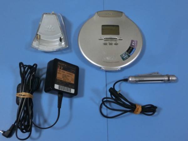 SONY ソニー CDウォークマン D-NE920 シルバー SONY D-NE920 CD